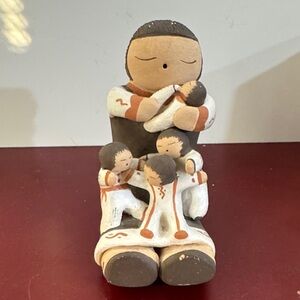 CHRIS TELLER SIGND 5" POTTERY STORYTELLER ISLETA PUEBLO SINGING